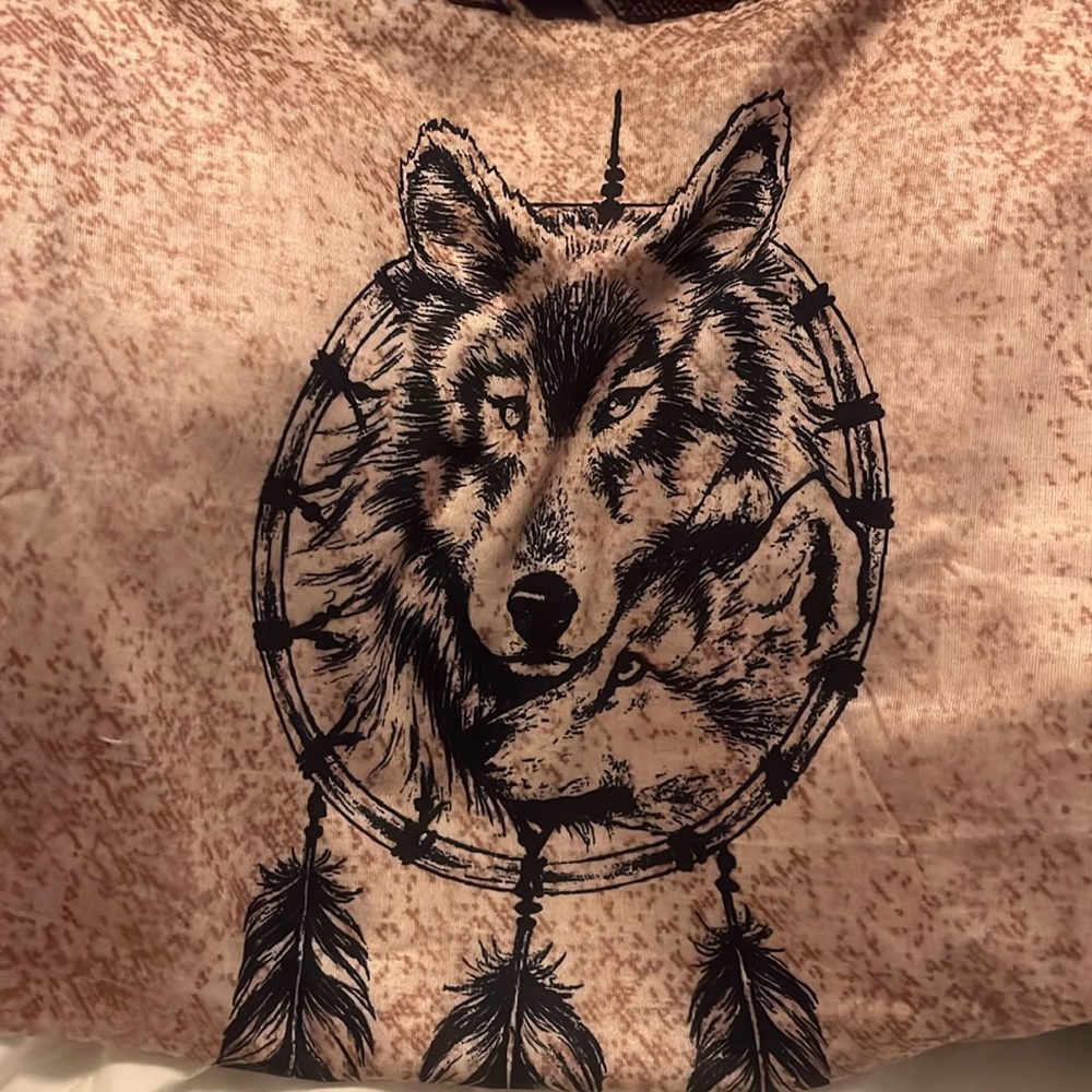 Women’s  Wolf Shirt XL